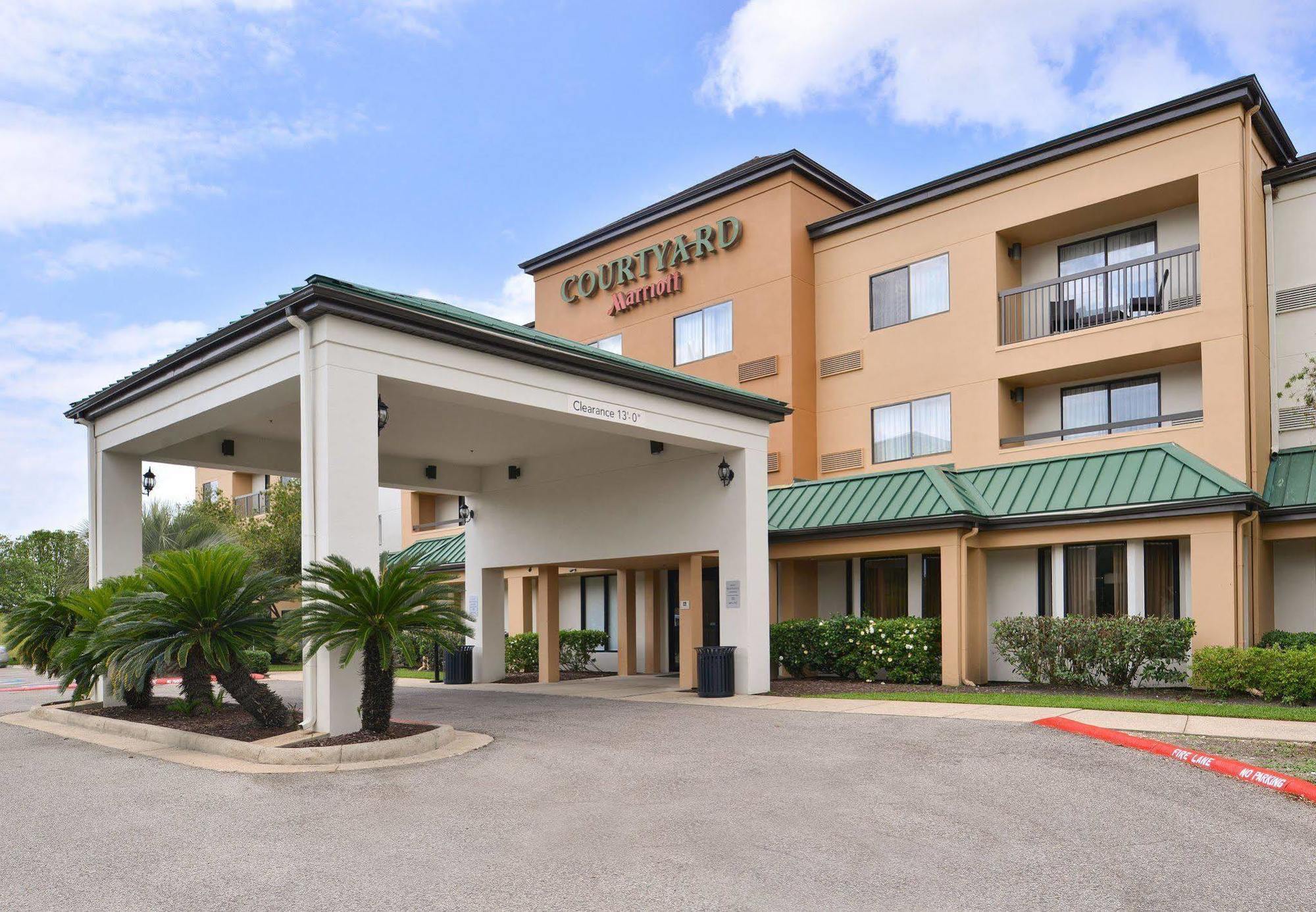 Courtyard Hotel
